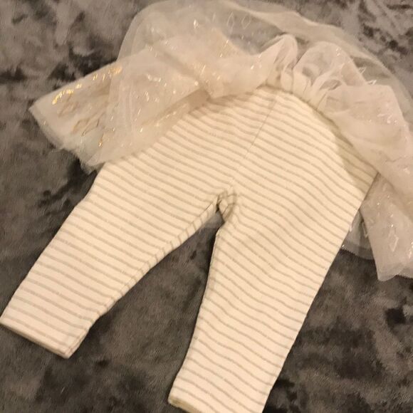 Baby Starters 3 Piece White & Gold Set - Size 6M - Picture 3 of 8